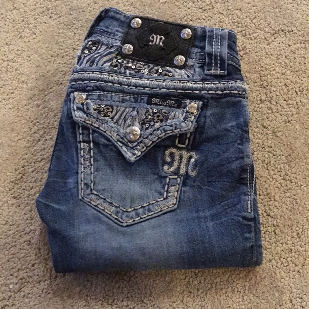 Like new miss me jeans boot cut size 25